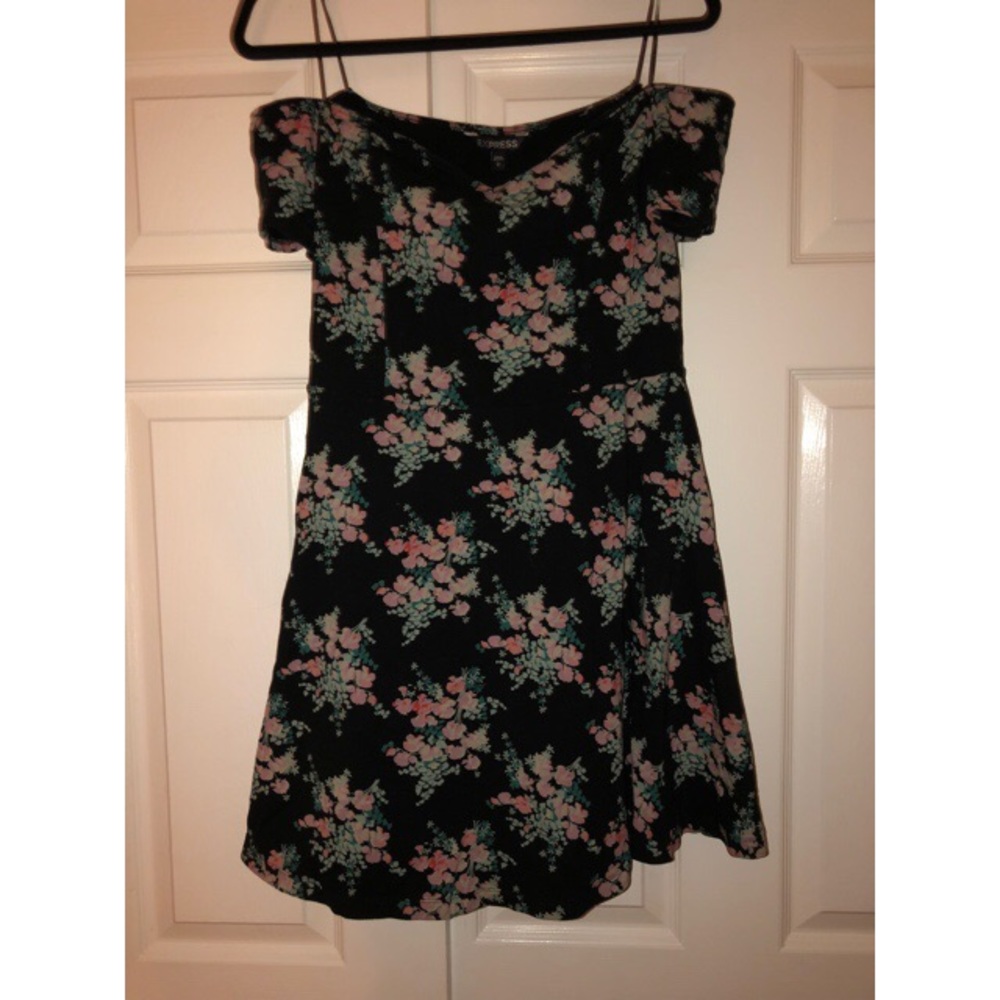 very cute floral dress